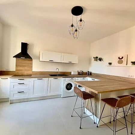 Apartment Montee Fleurie *