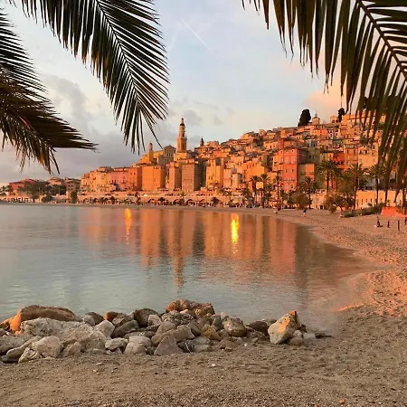 Apartment Montee Fleurie Menton